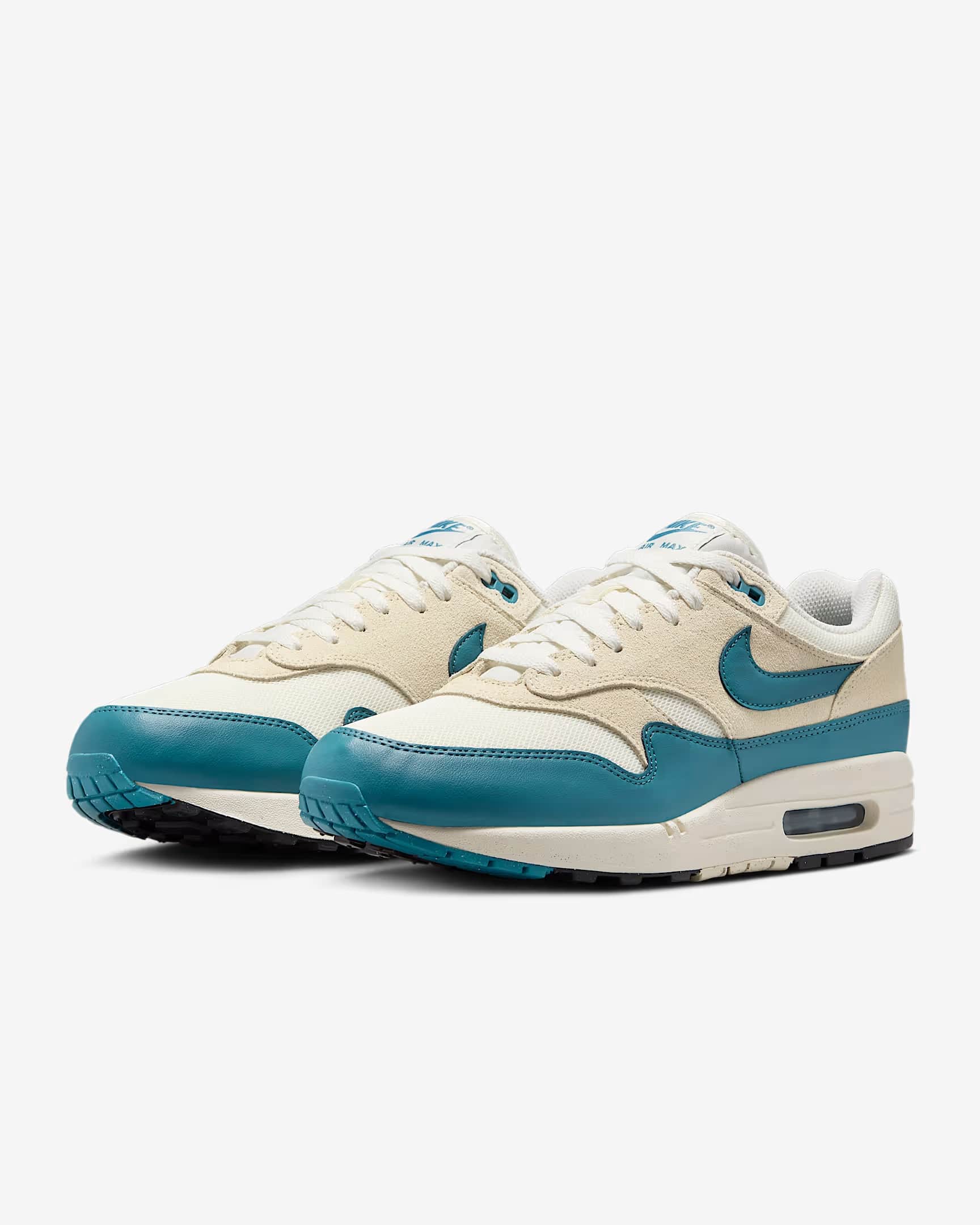 Nike Air Max 1 Soft Pearl/Light Khaki/Zwart/Smokey Blue Stijl: FZ5808-011